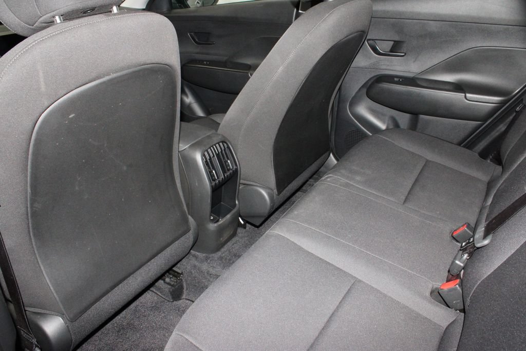 Used 2025 Hyundai Kona SEL FWD image 20