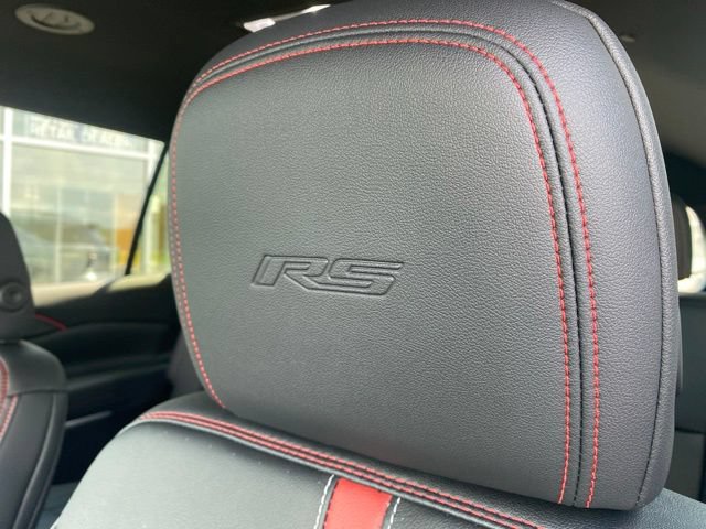 Used 2026 Chevrolet Traverse RS AWD/4WD image 8
