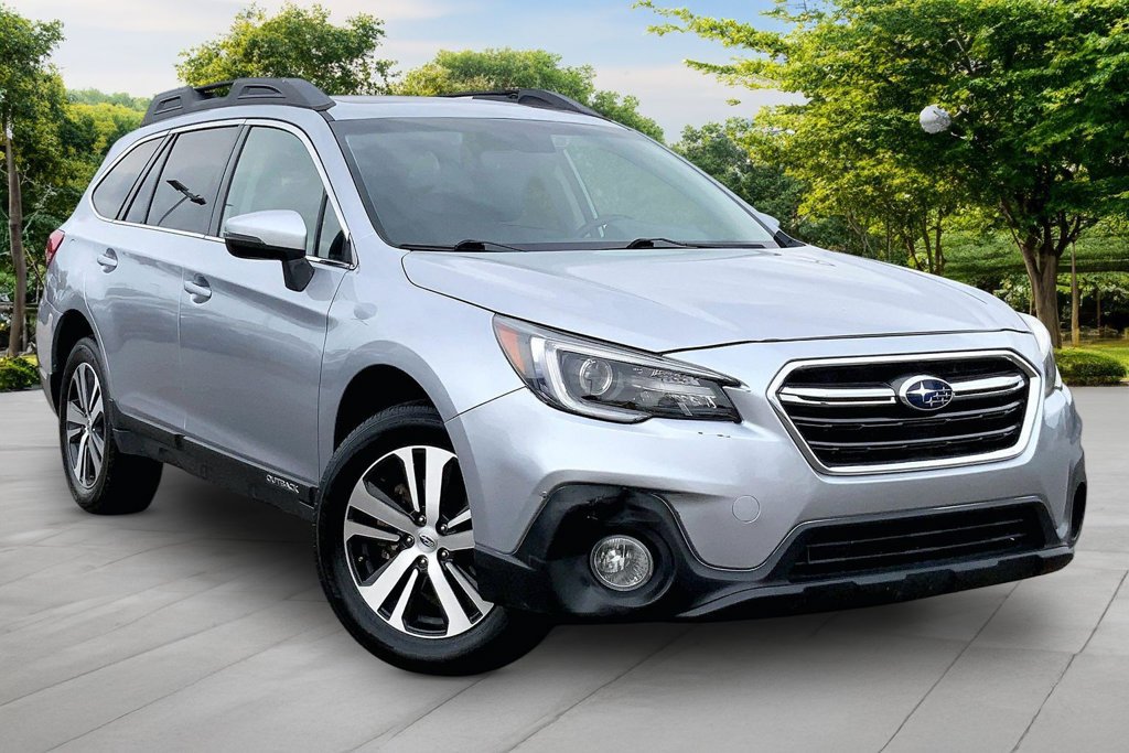 Used 2019 Subaru Outback 2.5i Limited AWD/4WD image 3