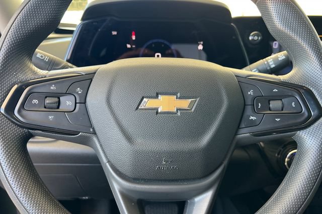 Used 2025 Chevrolet Trax LT FWD image 29