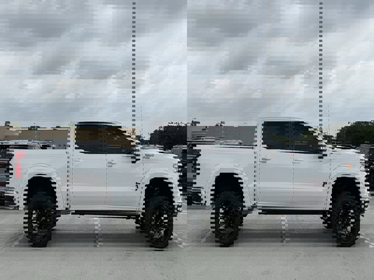 Used 2023 Chevrolet Silverado 1500 RST w/ All Star Edition Plus image 3