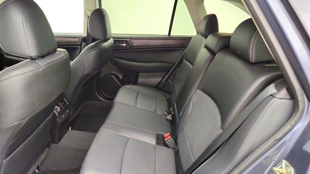 Used 2016 Subaru Outback 2.5i Limited AWD/4WD image 21