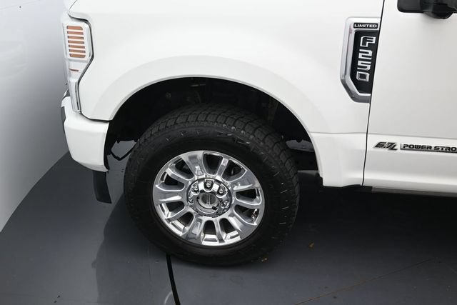Certified 2022 Ford F250 Limited AWD/4WD image 9