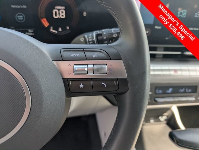 Certified 2025 Hyundai Kona SEL AWD/4WD image 17