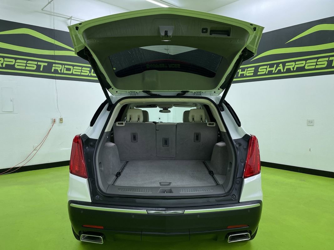 Used 2017 Cadillac XT5 Luxury w/ Driver Awareness Package image 9