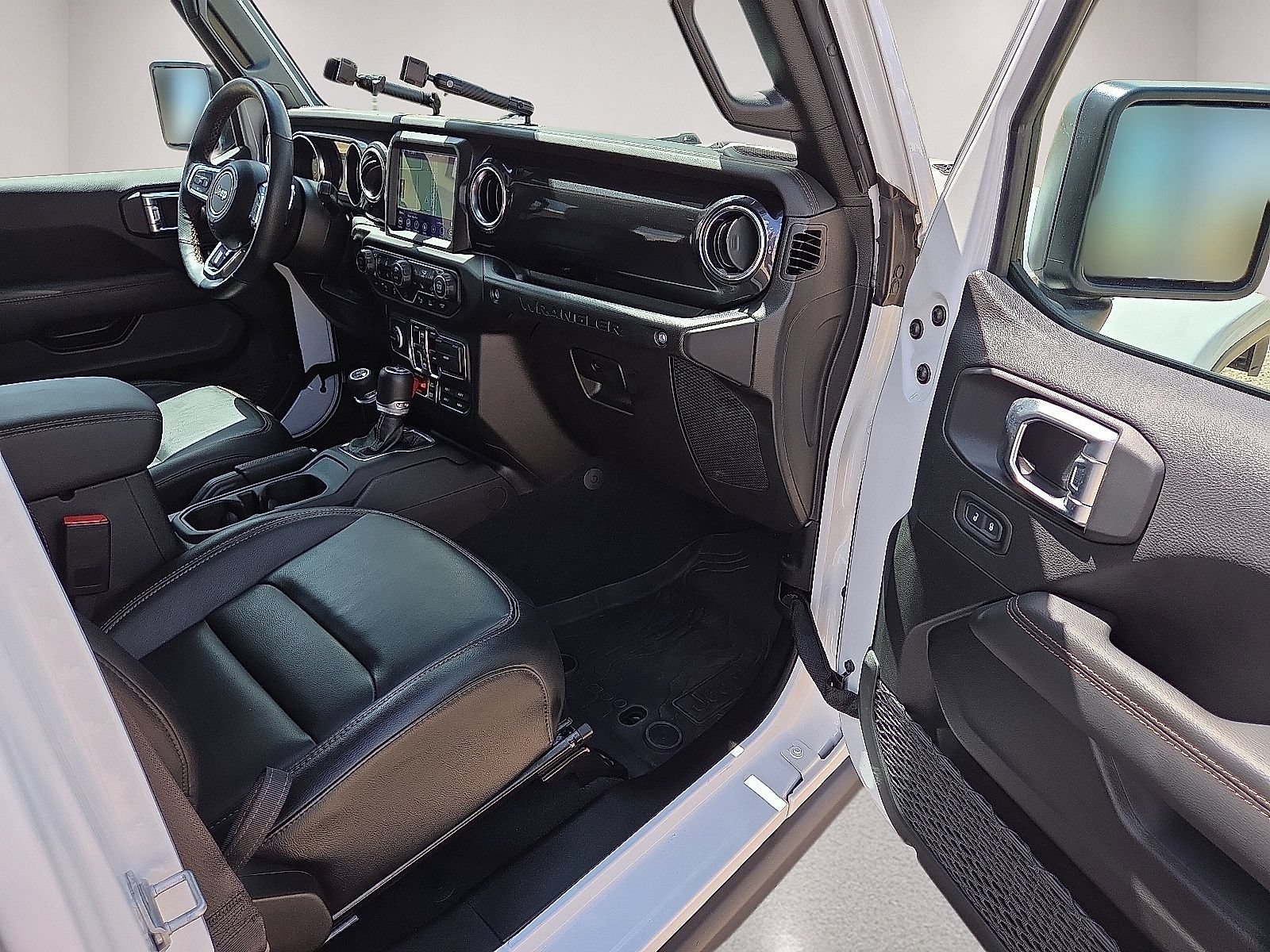 Used 2023 Jeep Wrangler Unlimited Rubicon 392 AWD/4WD image 14