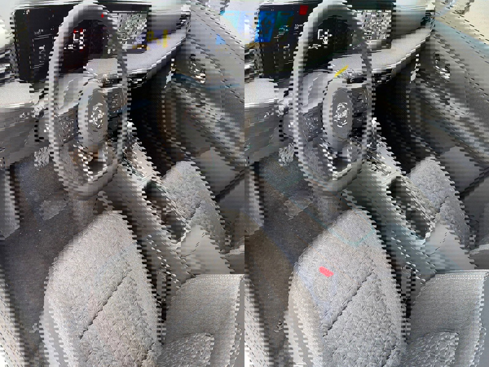 New 2026 Nissan Kicks SV image 18