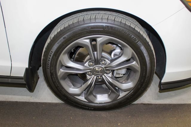 Used 2024 Honda Accord EX image 19