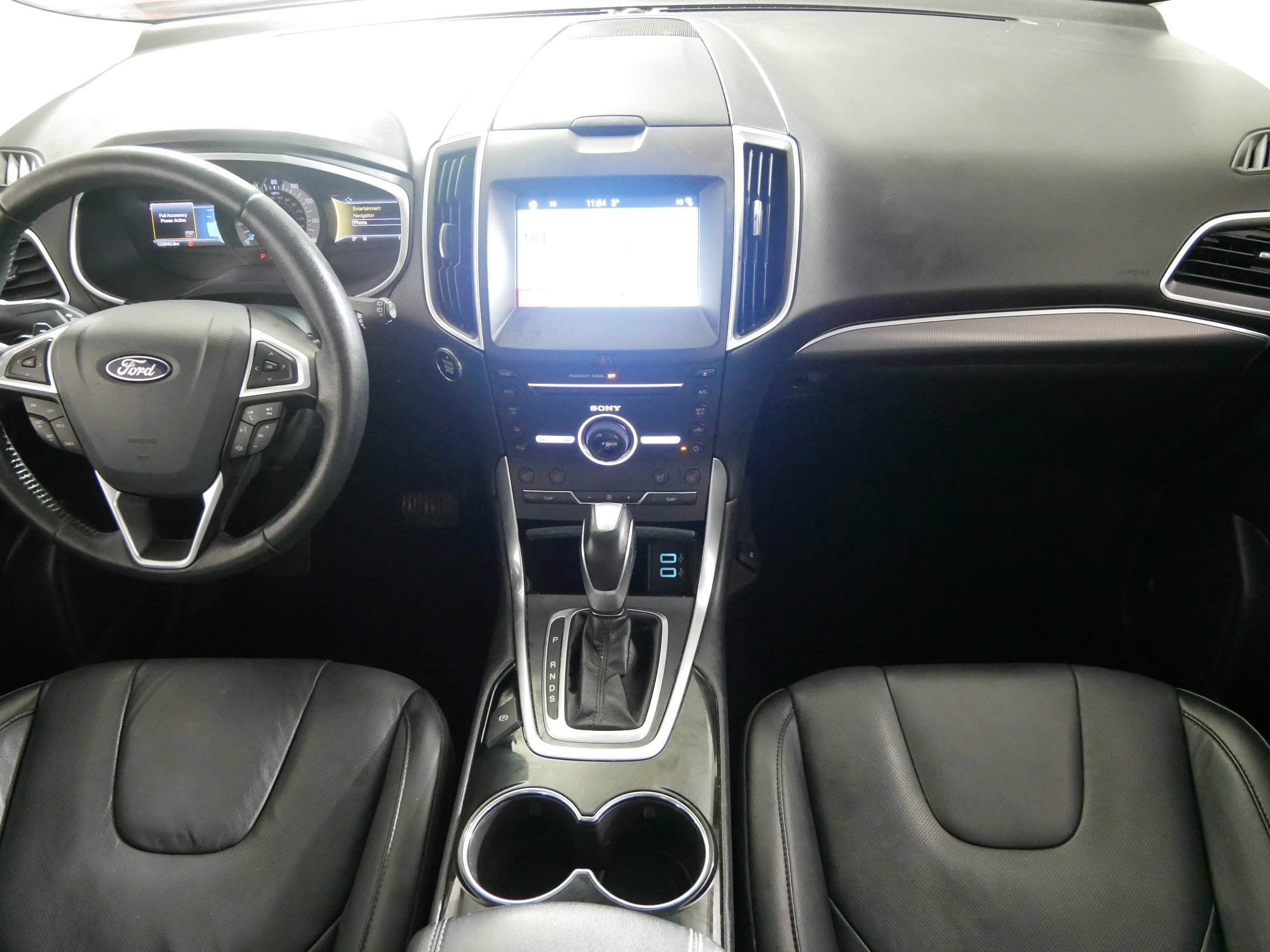 Used 2016 Ford Edge Titanium w/ Equipment Group 301A image 10