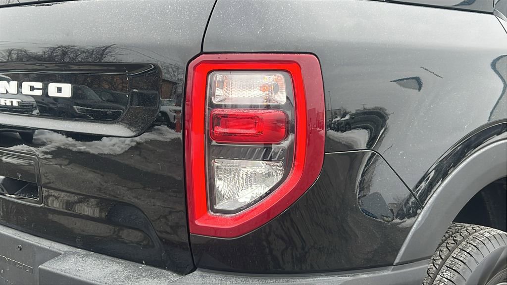 Used 2023 Ford Bronco Sport Badlands image 6