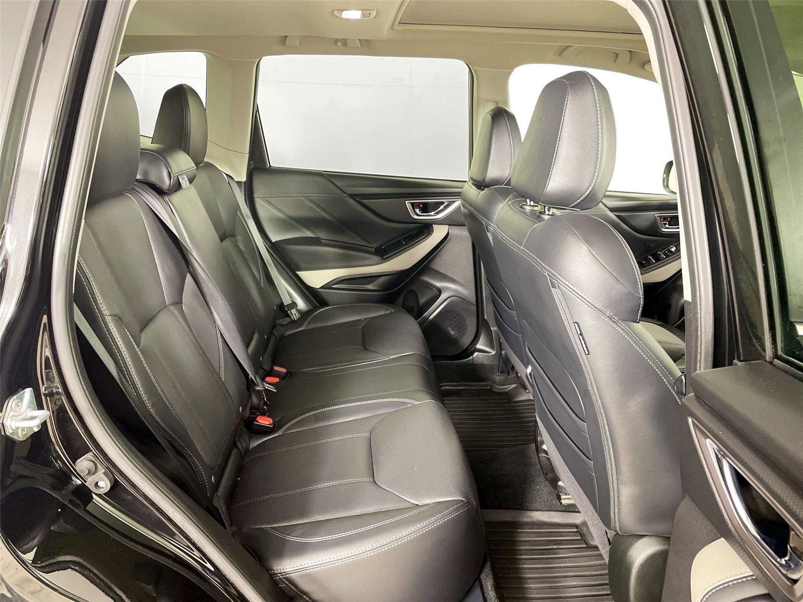 Used 2024 Subaru Forester Limited AWD/4WD image 27