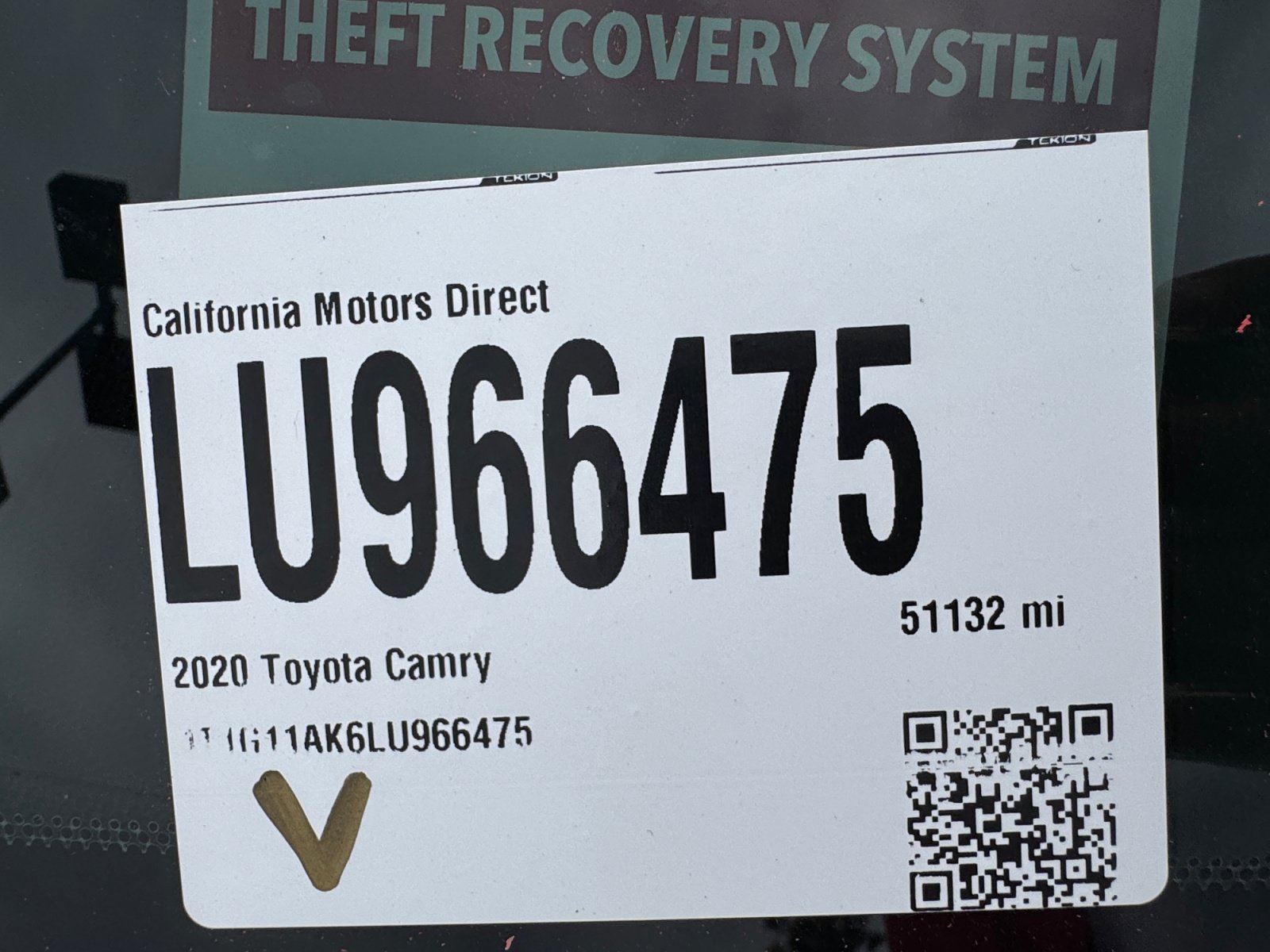 Used 2020 Toyota Camry SE w/ Carpet Mat Package FWD image 19