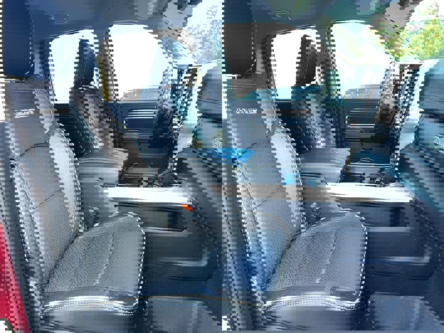 Used 2024 RAM 3500 Laramie w/ Towing Technology Group image 30