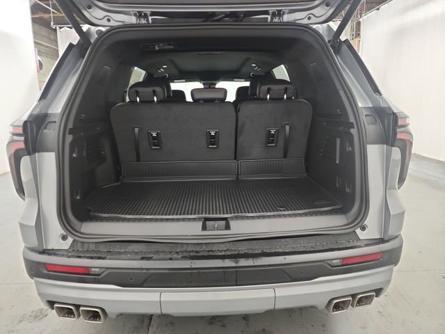 New 2026 Chevrolet Traverse Z71 w/ LPO, Floor Liner Package image 22