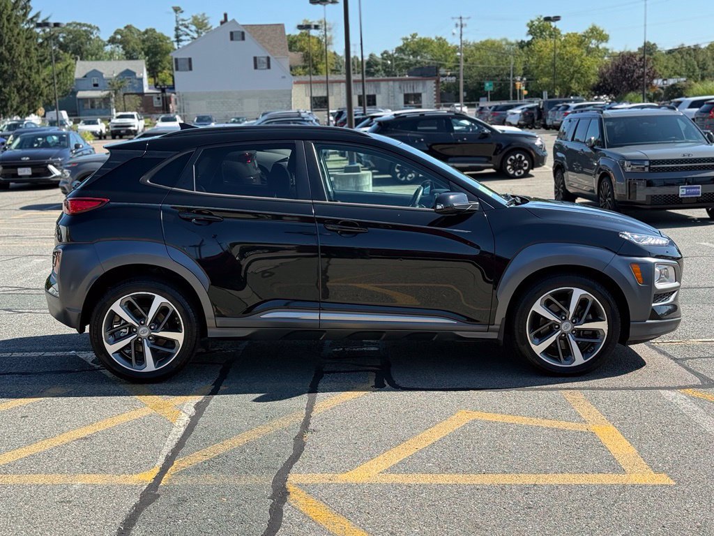 Used 2021 Hyundai Kona Ultimate w/ Cargo Package AWD/4WD image 7