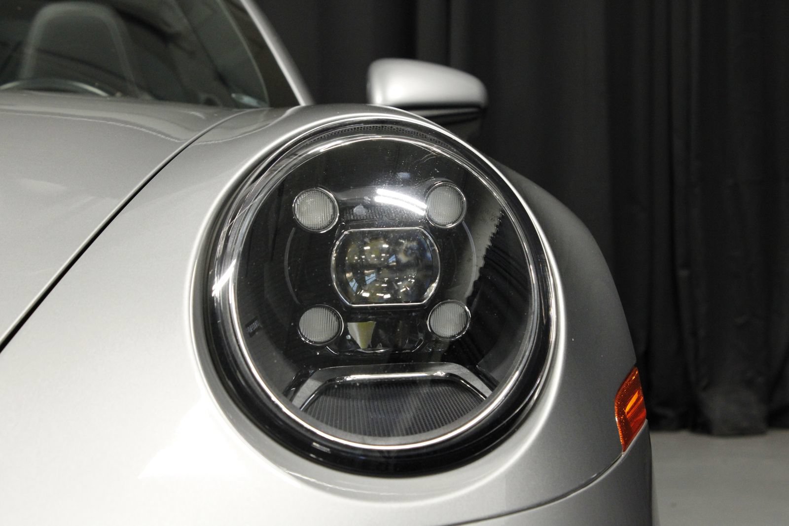 Certified 2022 Porsche 911 Targa 4S w/ Premium Package AWD/4WD image 19