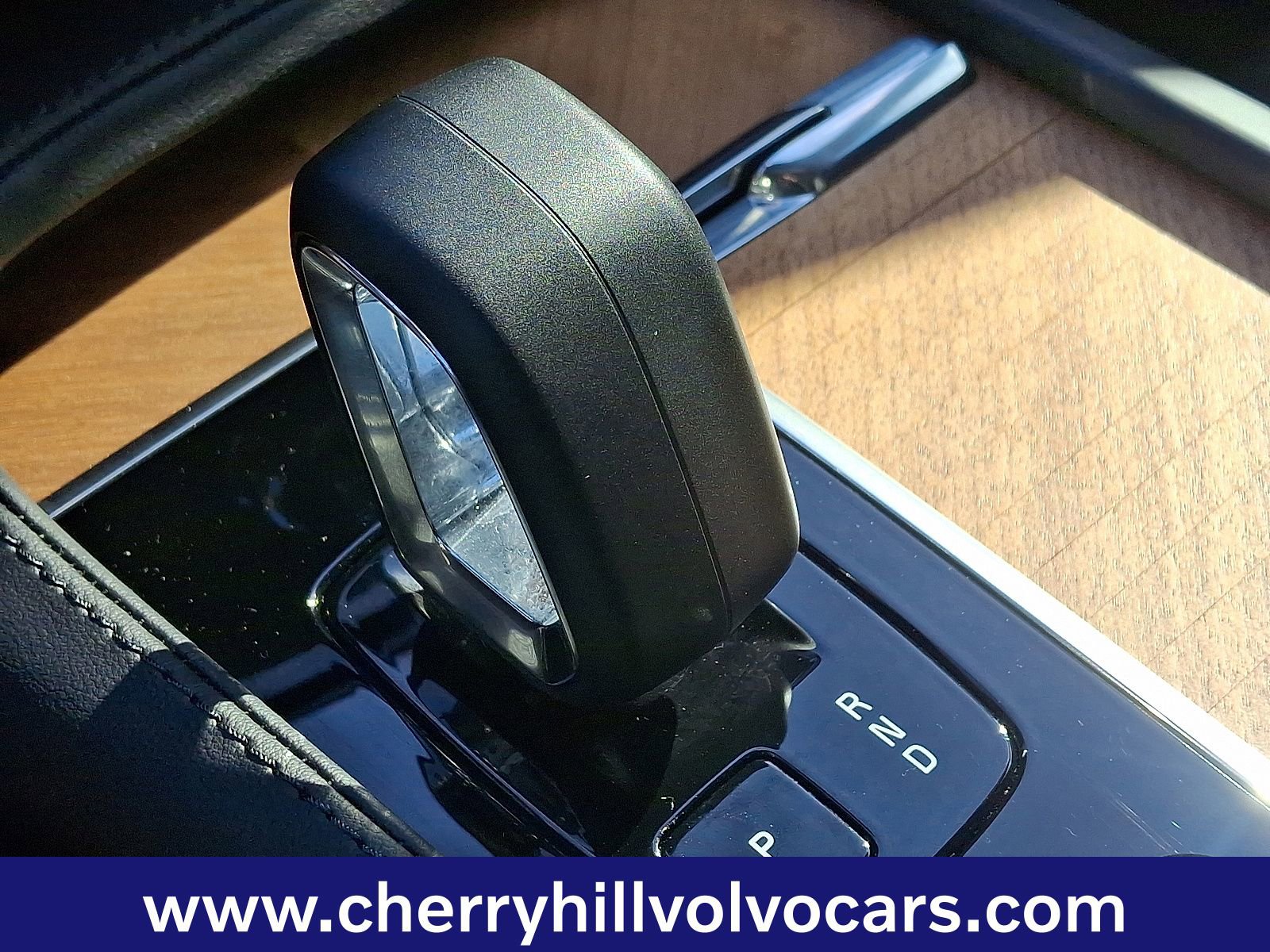 Certified 2024 Volvo XC90 B6 Plus w/ Protection Package Premier image 16