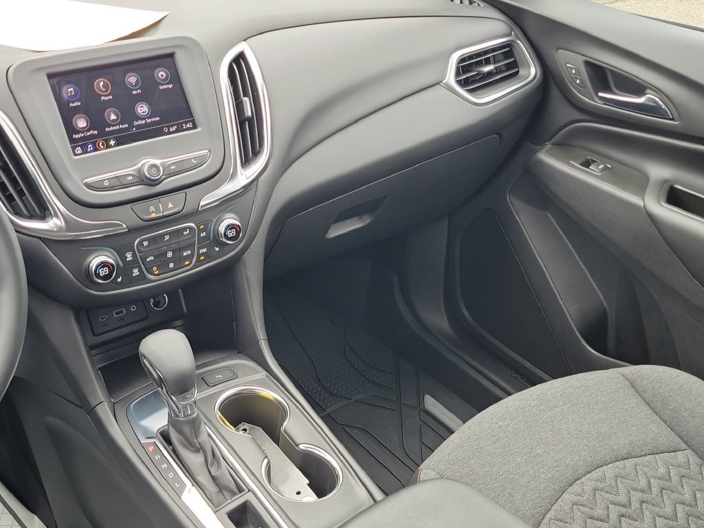Certified 2024 Chevrolet Equinox LT w/ LPO, Floor Liner Package FWD image 33