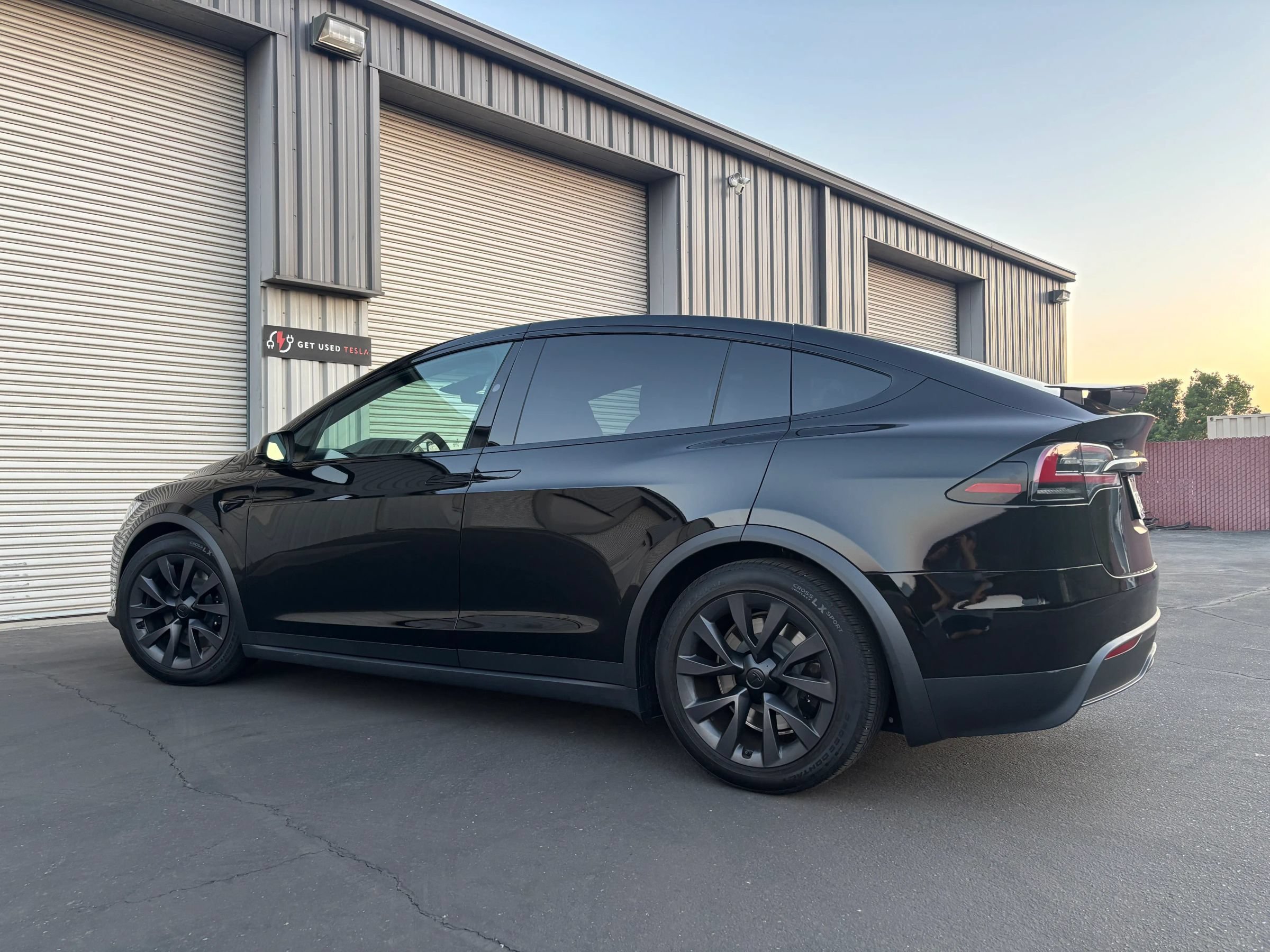 Used 2025 Tesla Model X AWD/4WD image 9
