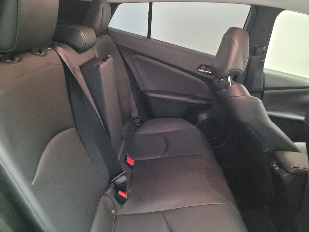 Used 2019 Toyota Prius XLE AWD/4WD image 19