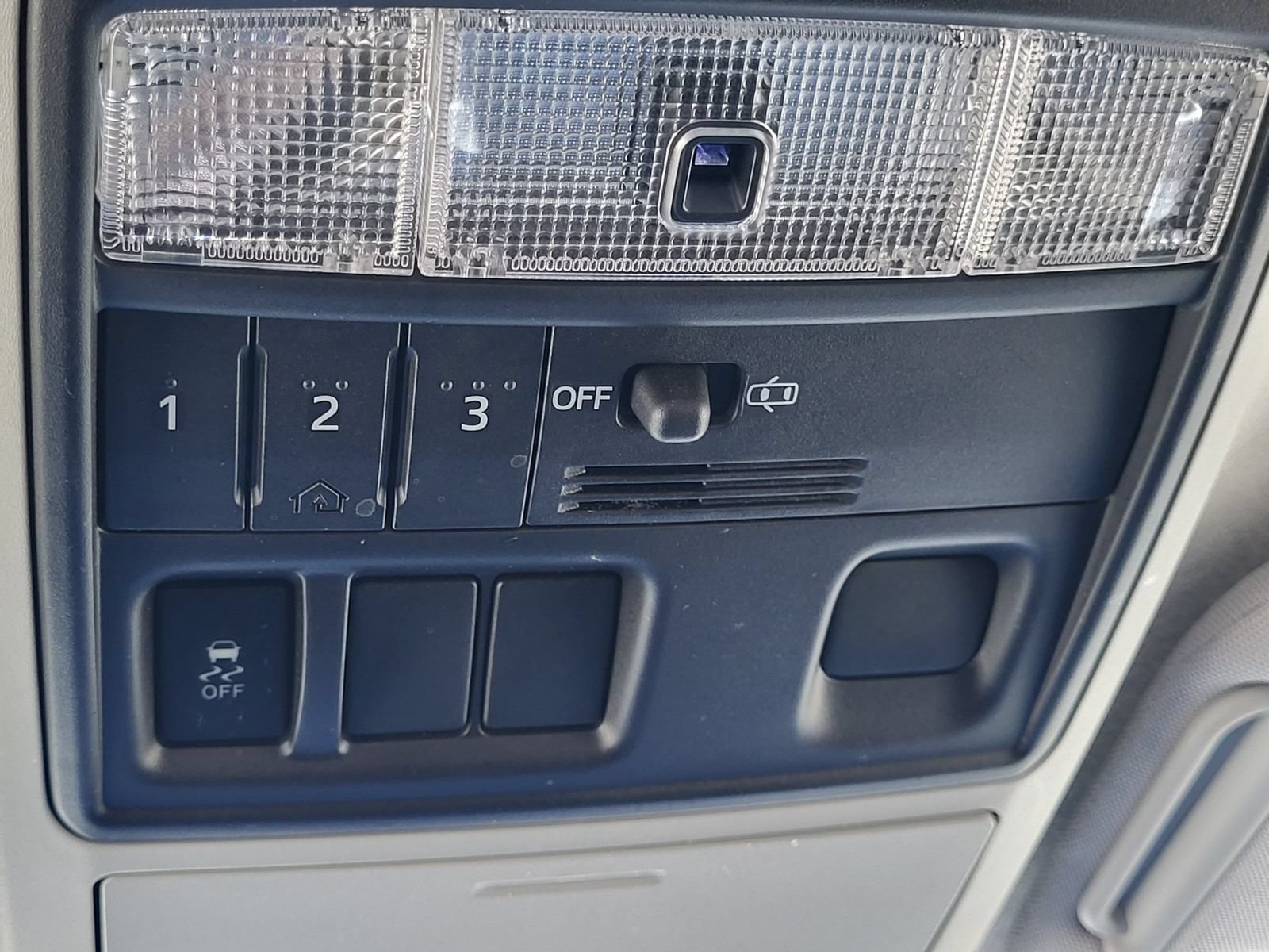 Used 2013 Toyota 4Runner SR5 RWD image 22