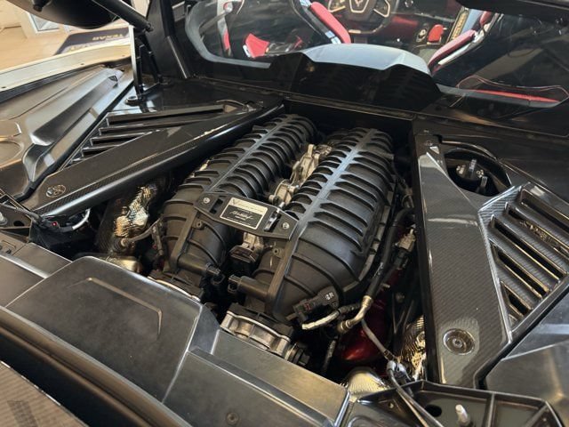 Used 2024 Chevrolet Corvette Z06 w/ Z07 Performance Package RWD image 30
