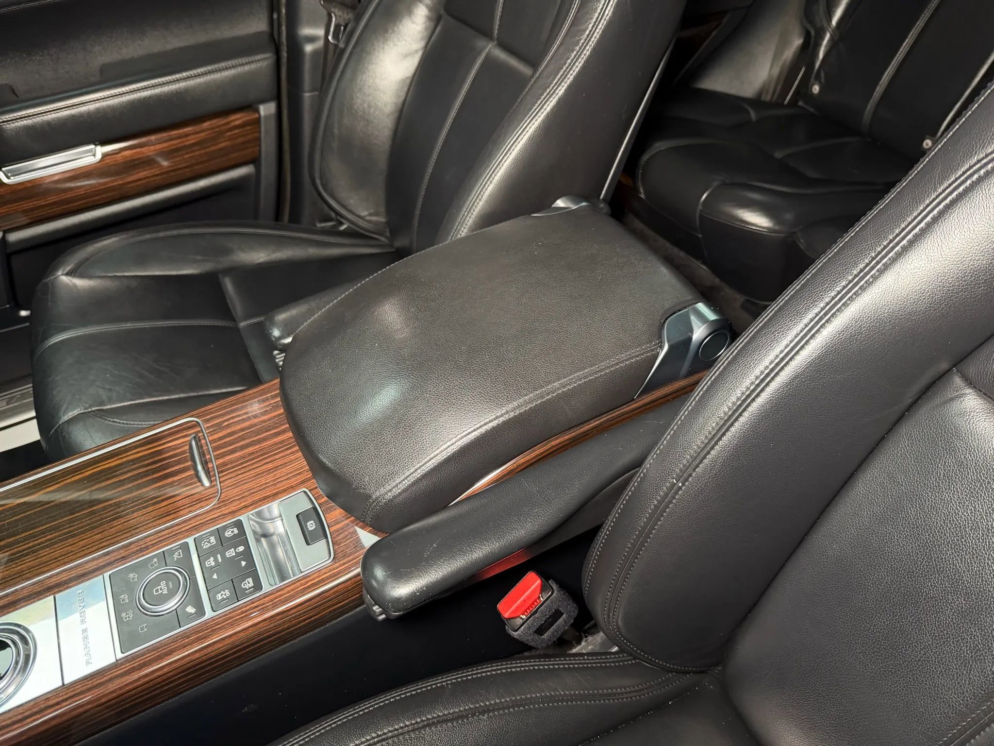 Used 2017 Land Rover Range Rover Sport Utility 4D image 36