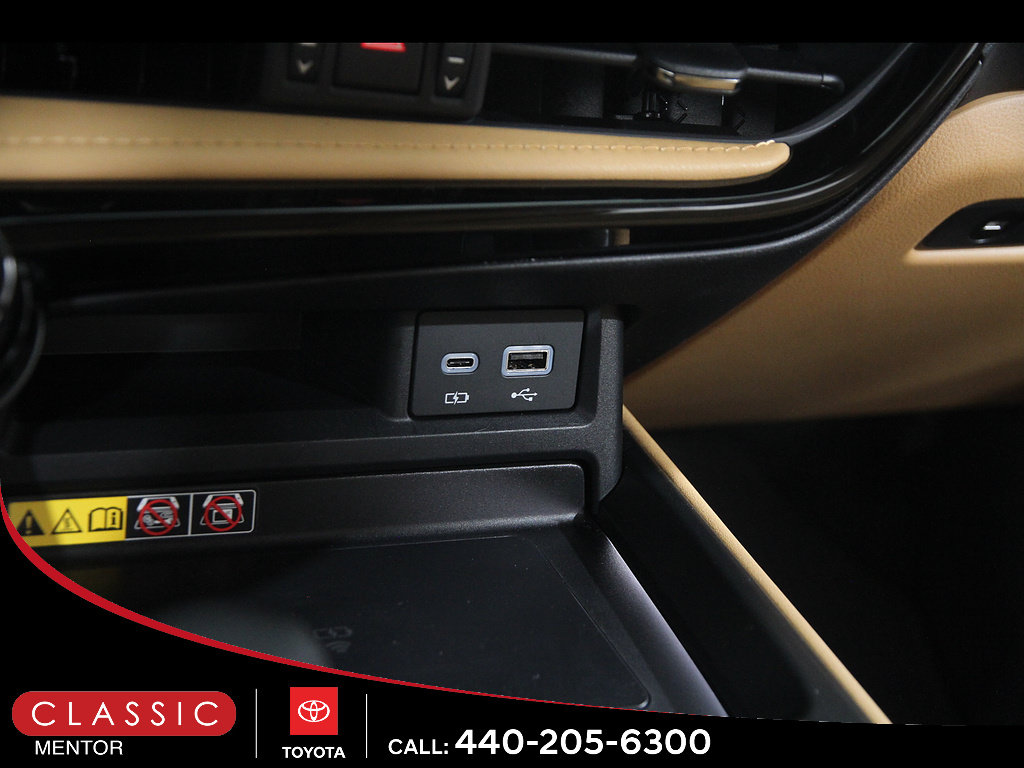 Used 2025 Lexus NX 350h AWD w/ Accessory Package (2T) image 16
