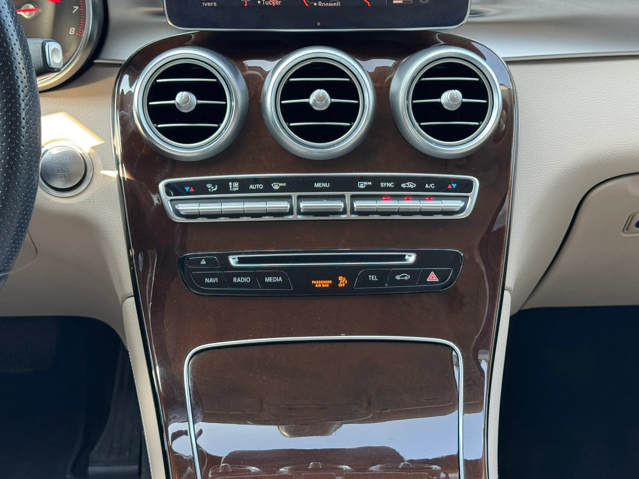Used 2019 Mercedes-Benz GLC 300 image 17