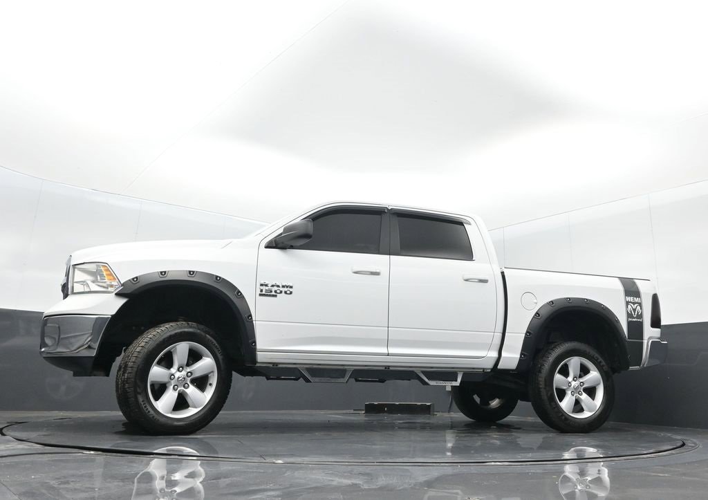 Used 2019 RAM 1500 Classic SLT image 28
