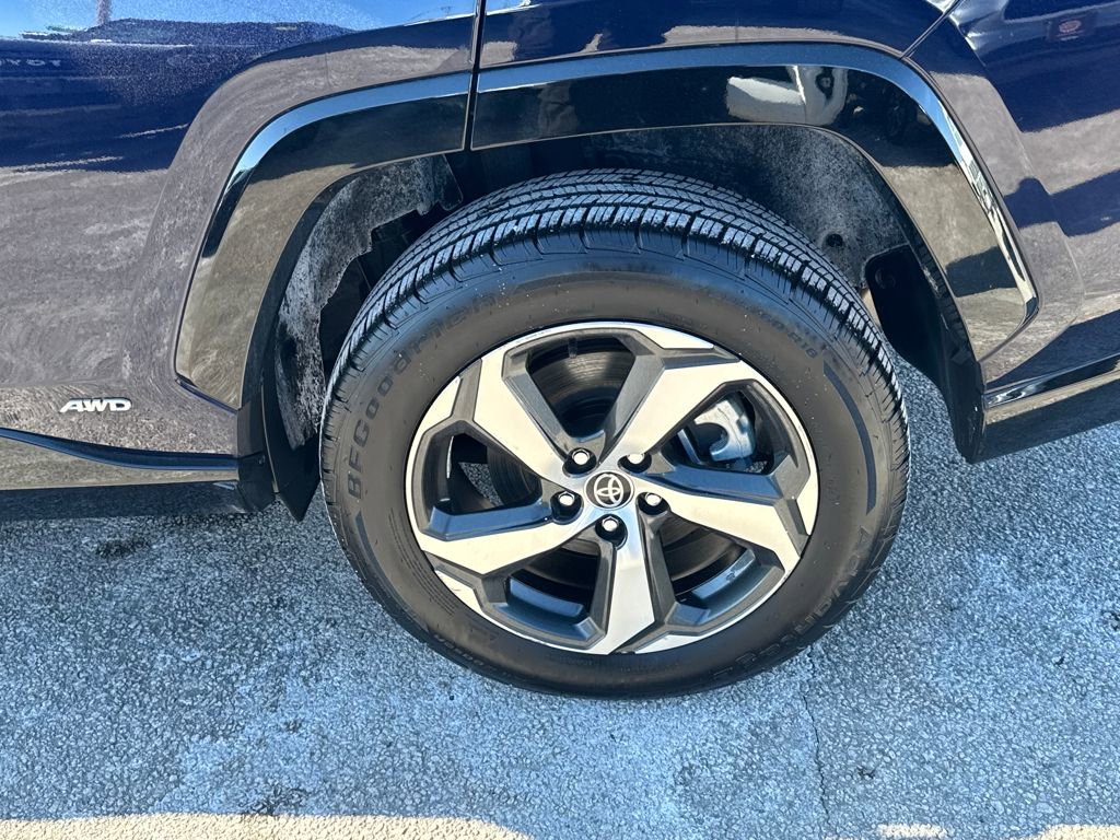 Used 2021 Toyota RAV4 SE image 42