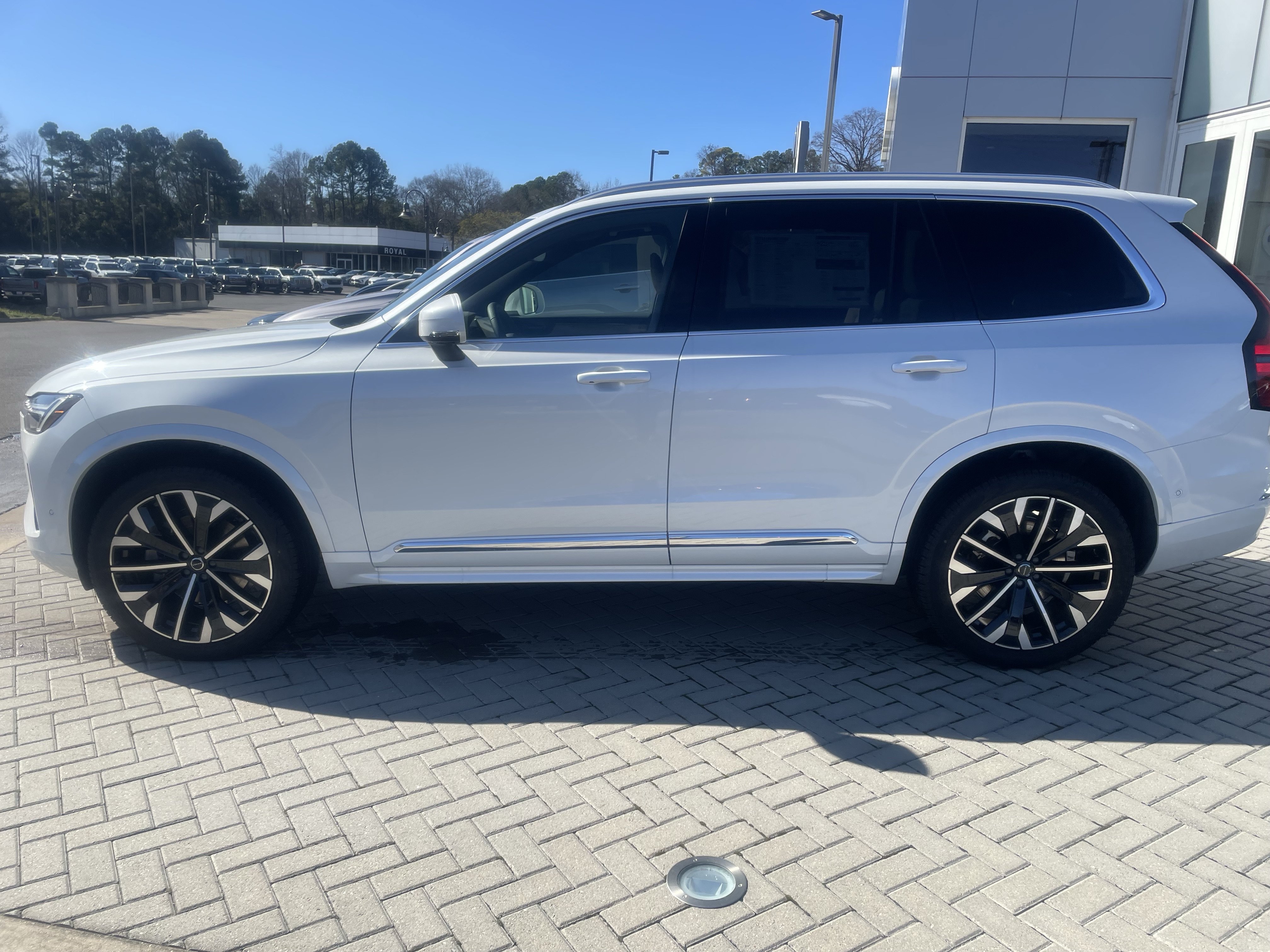 New 2026 Volvo XC90 B6 Ultra AWD/4WD image 7