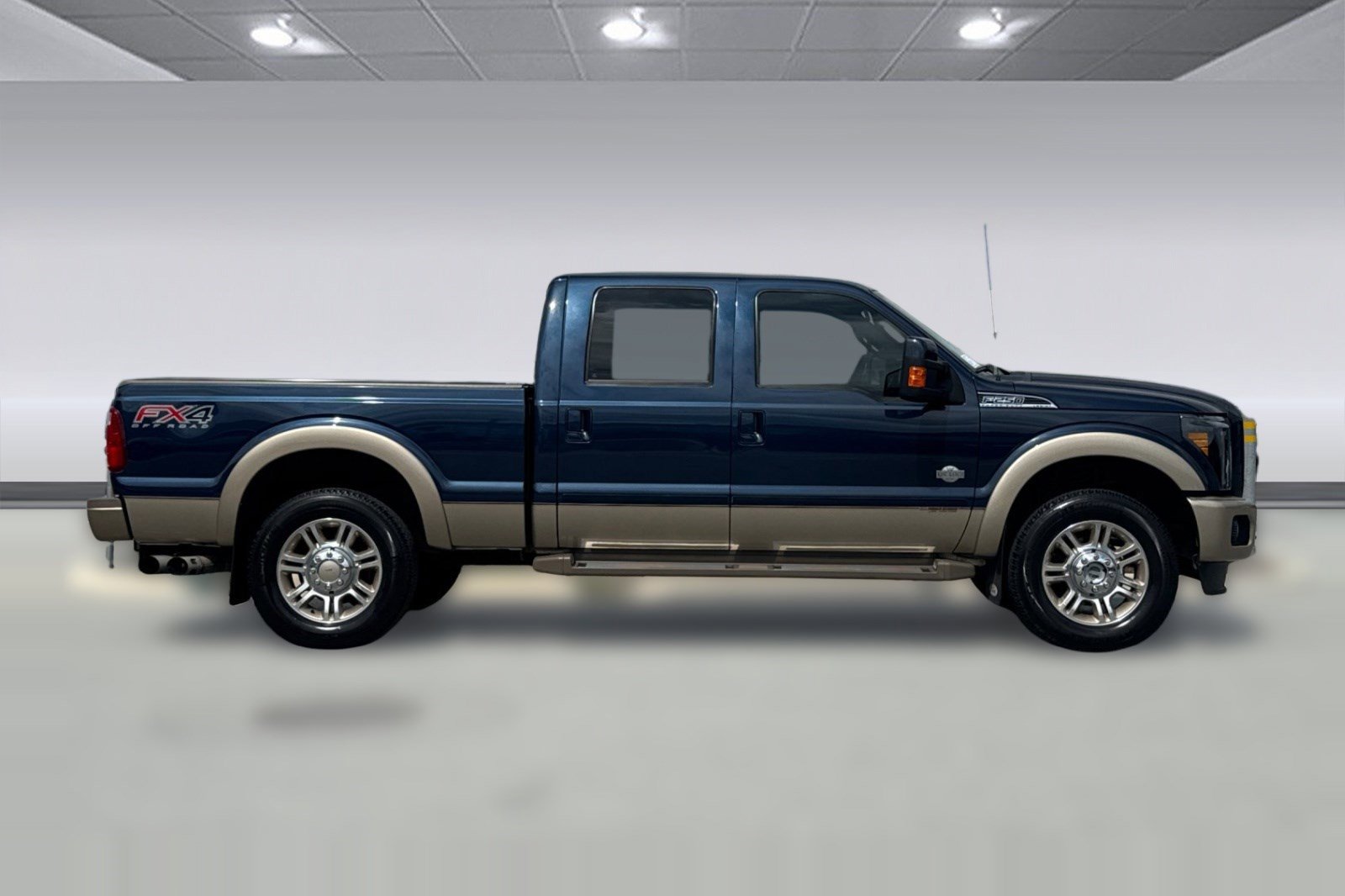 Used 2014 Ford F250 King Ranch w/ FX4 Off-Road Package AWD/4WD image 7