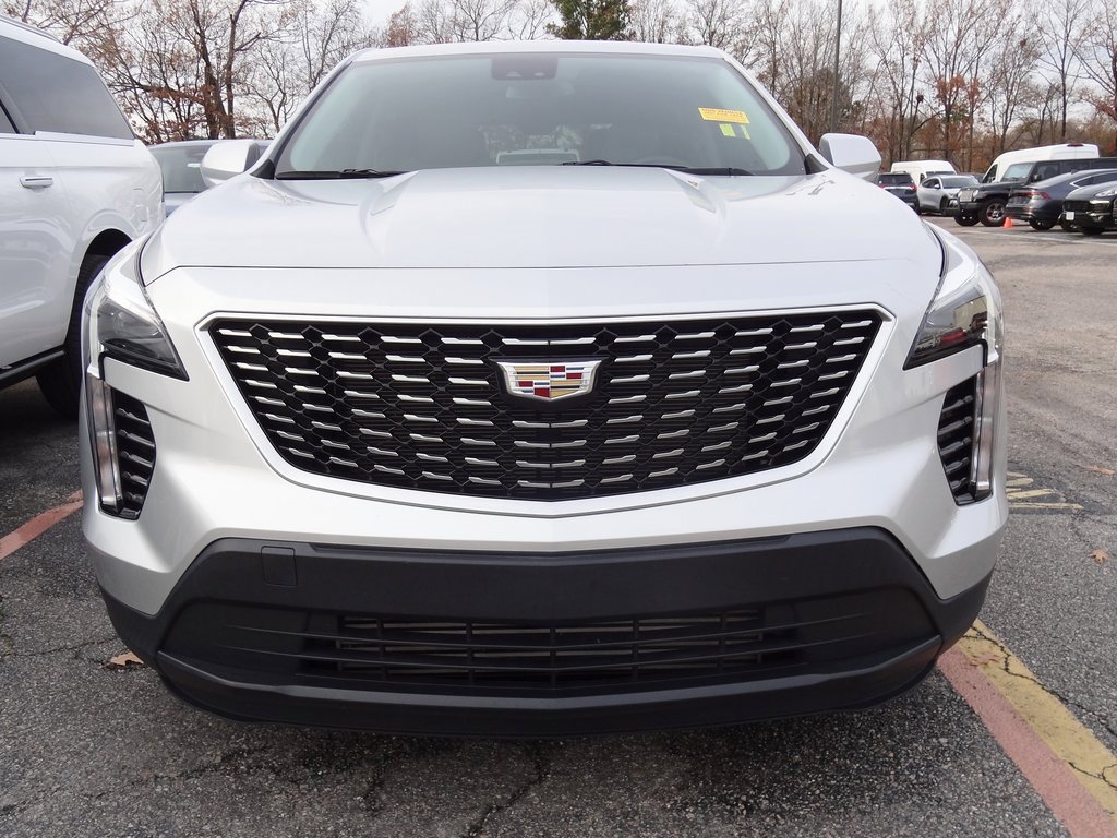 Used 2021 Cadillac XT4 Luxury image 2