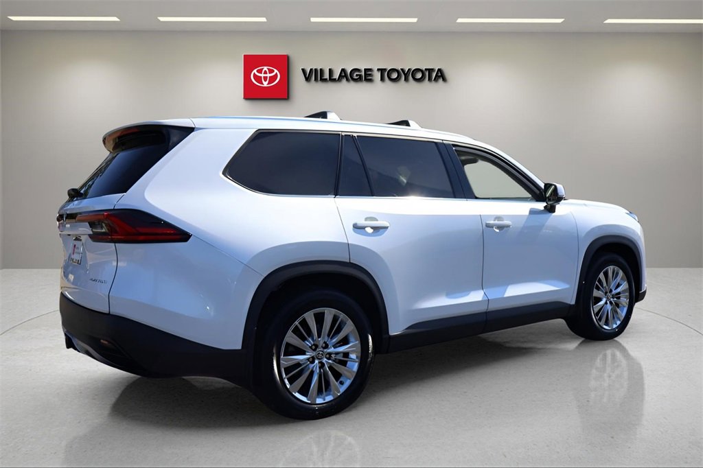 Certified 2025 Toyota Grand Highlander AWD image 5