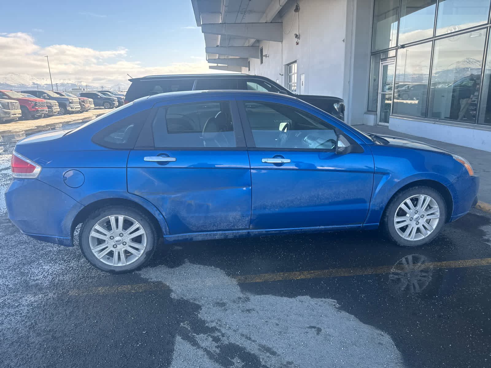 Used 2010 Ford Focus SEL image 10