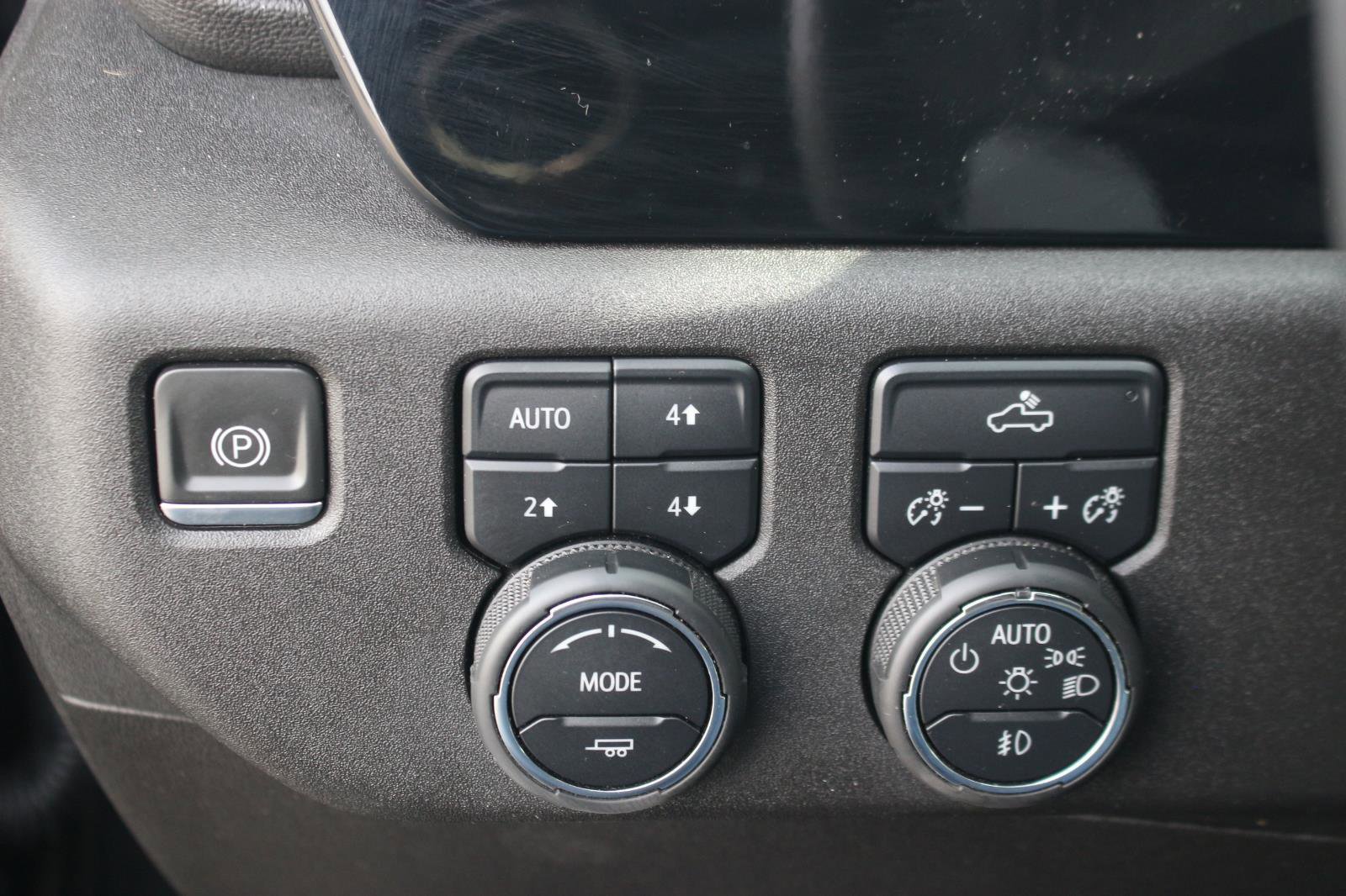 Used 2024 Chevrolet Silverado 1500 RST w/ Convenience Package II image 29