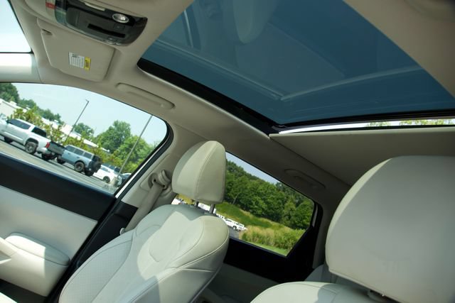 Used 2025 Kia Sorento EX w/ EX Panoramic Sunroof Package AWD/4WD image 23