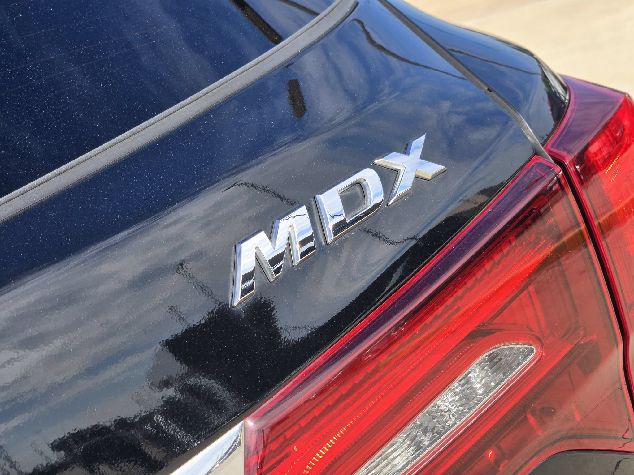 Used 2016 Acura MDX w/ Advance & Entertainment Pkg FWD image 12