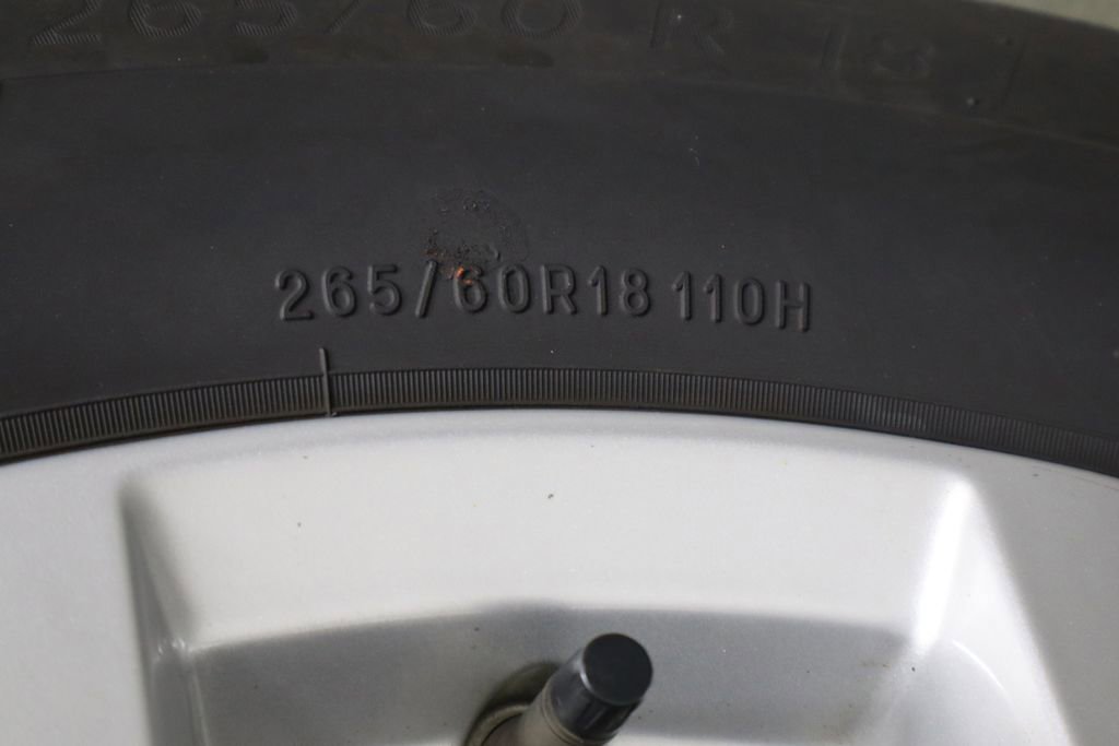 Used 2023 Jeep Grand Cherokee Limited AWD/4WD image 51