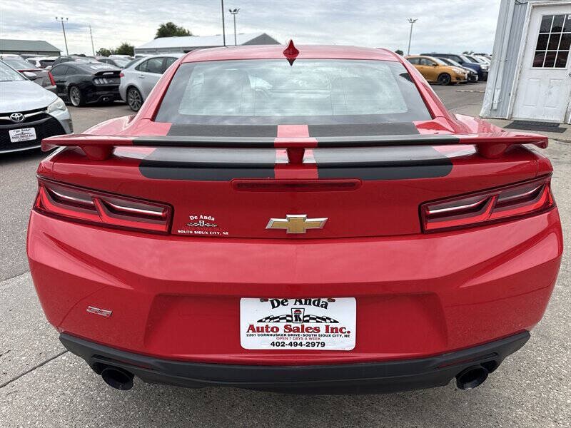 Used 2017 Chevrolet Camaro SS RWD image 6