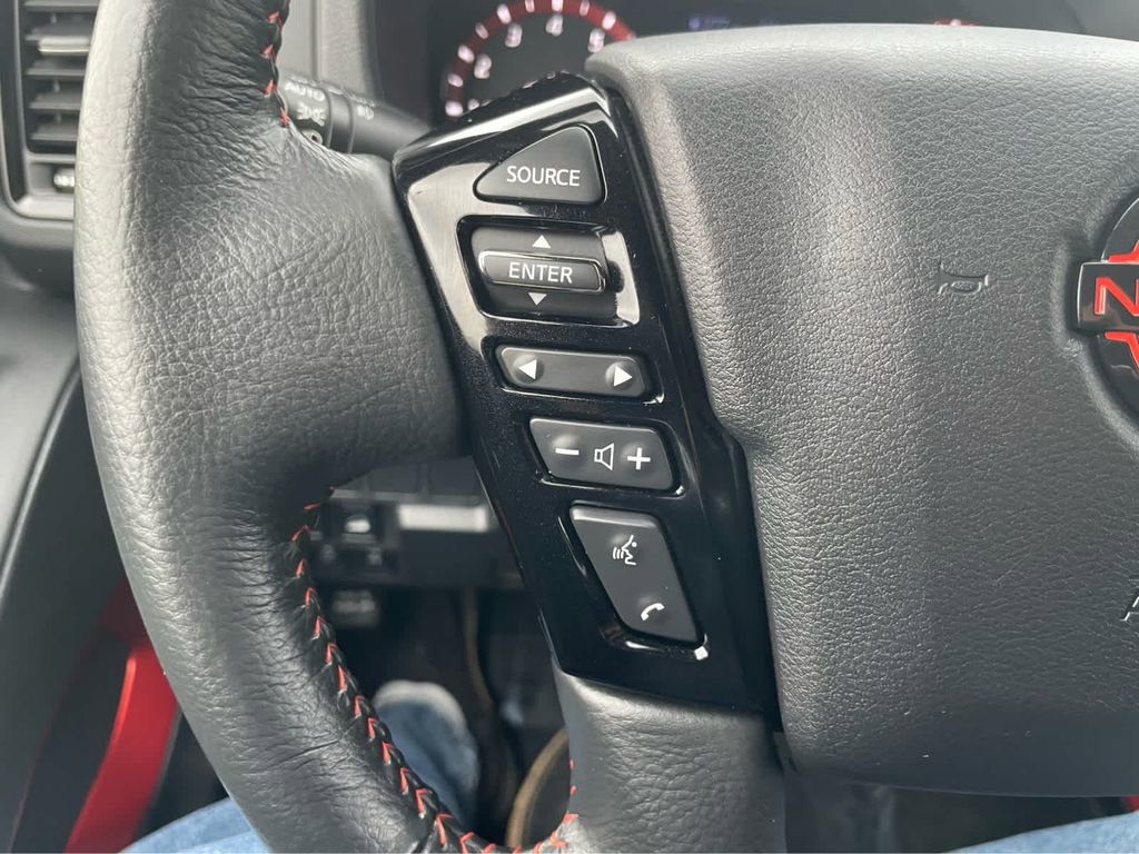 Used 2024 Nissan Frontier PRO-4X w/ Off-Road Protection Package AWD/4WD image 16