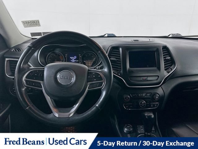 Used 2019 Jeep Cherokee Latitude Plus w/ Comfort/Convenience Group AWD/4WD image 23