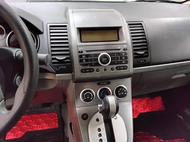Used 2009 Nissan Sentra 2.0 SR FE+ FWD image 12