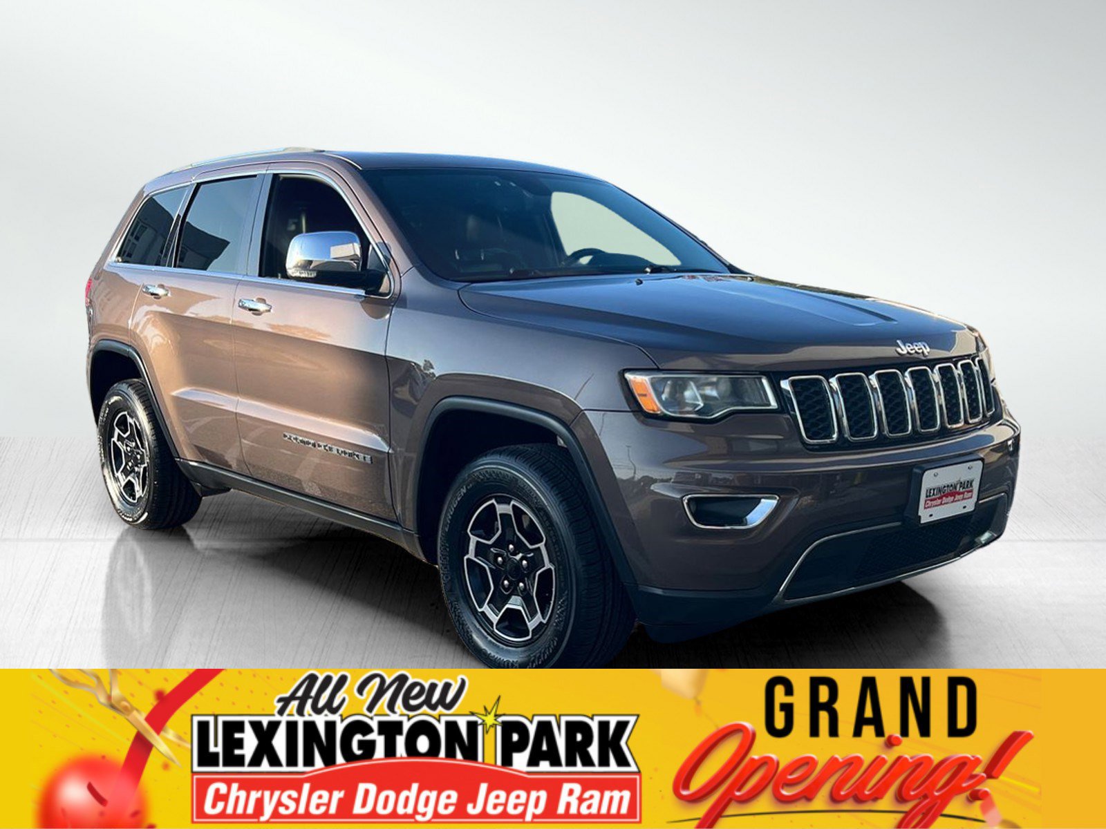 Used 2018 Jeep Grand Cherokee Limited w/ Trailer Tow Group IV