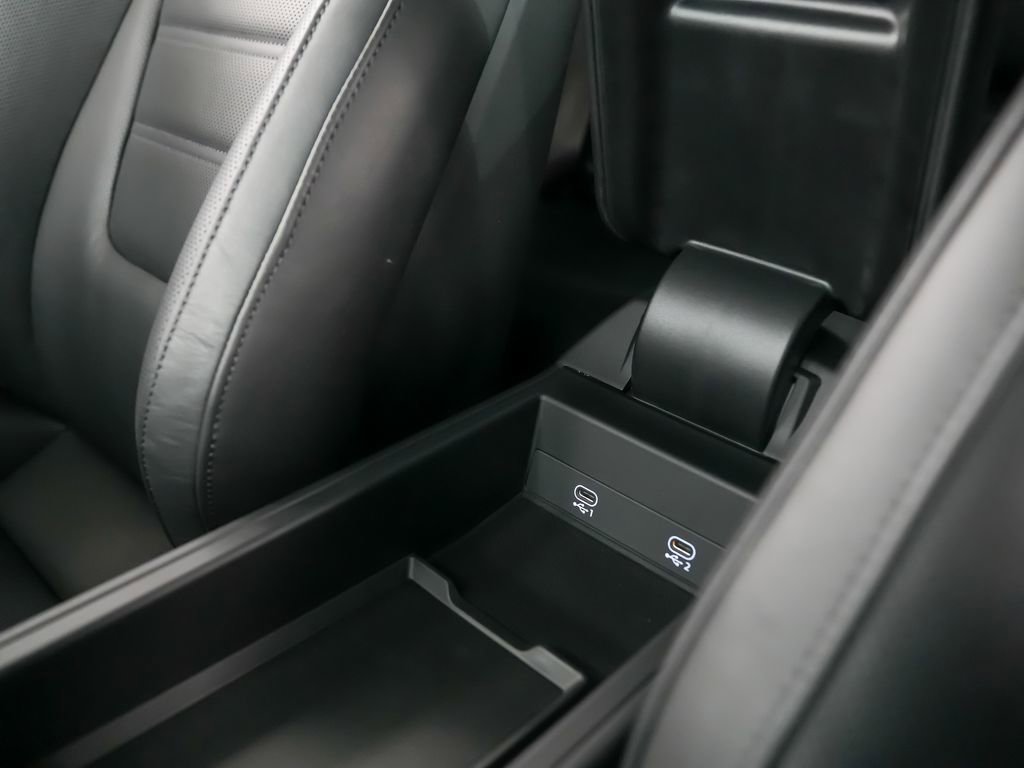 Used 2023 Porsche 911 Turbo image 32