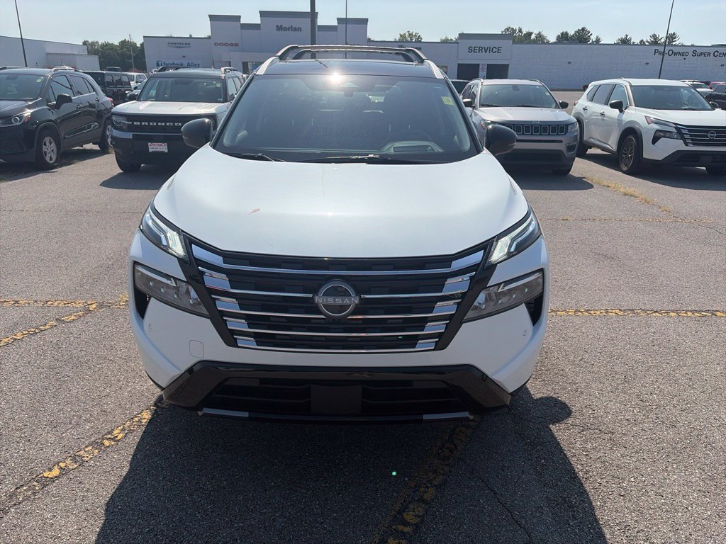 Used 2026 Nissan Rogue Platinum w/ Platinum Premium Package AWD/4WD image 9