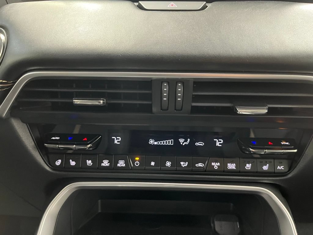 New 2025 MAZDA CX-70 Plug-In Hybrid w/ Premium Plus AWD/4WD image 16