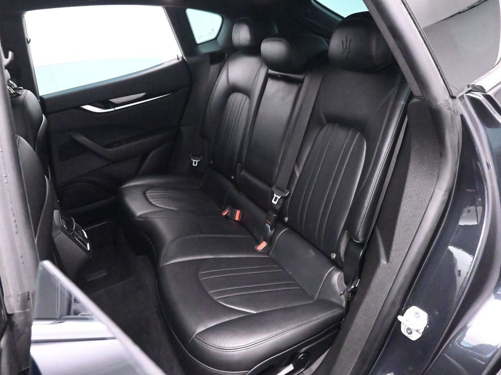 Used 2023 Maserati Levante Modena image 16