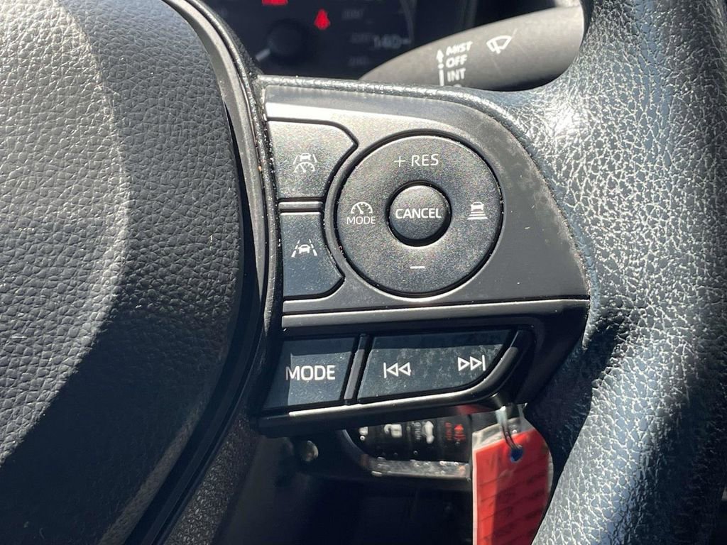 Used 2024 Toyota Corolla LE FWD image 30